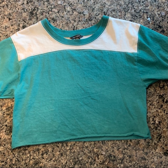 AE Colour Block Boxy Tee - Picture 3 of 6